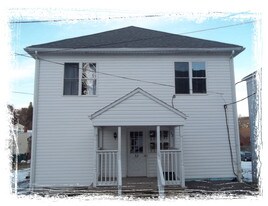 32 Mill St Apartments
