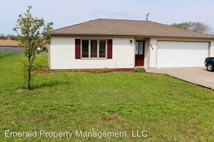 3 Bedroom Single-Family Home for Rent $1300