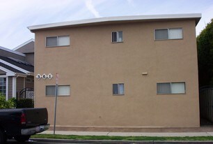 361 13th St Seal Beach CA Apartments