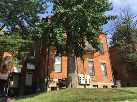 2146 St James Ave Cincinnati OH Apartments