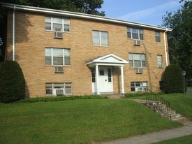 180 Horse Plain Rd New Britain CT Apartments