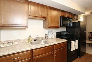 Lenox Schoolhouse - 55+ Community Apartments