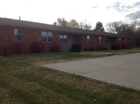 601 Golden Acres Loop Apartments