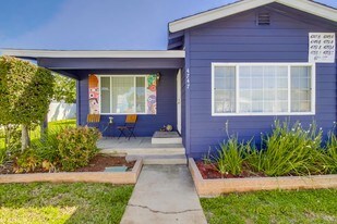 4747 67th St Apartamentos