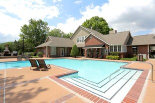 Wellsford Oaks Apartments