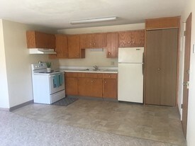 327 3rd Ave NE Apartments