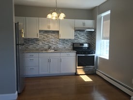 338 Warren St Apartments
