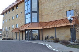 Celtic Crossing Apartments