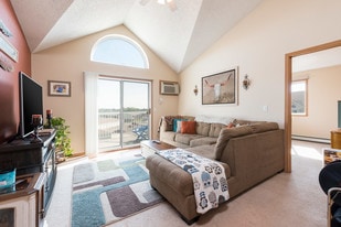 Sierra Ridge Apartment Community