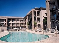 Entrada Real Apartments