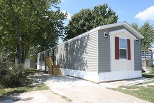 Pin Oak Parc Apartments