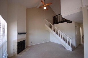 1610 Waterston Ave Apartments