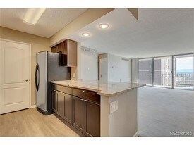 1020 15th St Apartamentos