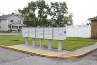 Building Photo - Ashton Pines Apartments & Townhomes in Columbus, Ohio