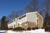 Laketree Manor Apartments