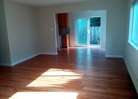 1124 Laguna Ave Apartments