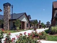 Discovery Village At Sugarloaf Senior Living Apartments