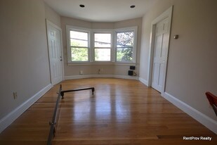 685 N Main St Apartments