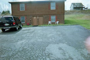 292 Apple Valley Rd Marion VA Apartments