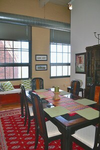 The Lofts at Franklin Square Apartments