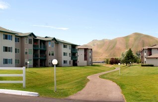 Balmoral Apartments