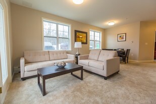 Kensington Woods Apartments