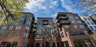 The Avenue Huntsville Apartments