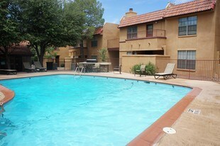 Pear Tree Apartamentos
