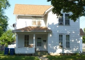 650 Pennsylvania Ave Aurora IL Apartments