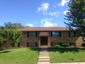 4613 W Millbrook Dr Apartments