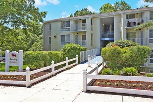 Knights Bridge II Apartments