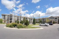 Cedarhurst of Woodland Hills Apartamentos