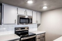 Building Photo - Modena Apartments in Phoenix, Arizona