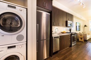 AXIS Apartments