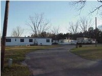 7565 Moffat Rd Apartments