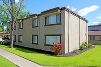 Building Photo - Villa Regia Apartments in Sacramento, California