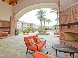 Stella at Shadow Creek Ranch Apartments