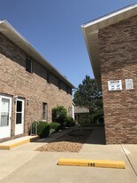 152 Parkview Dr Apartments