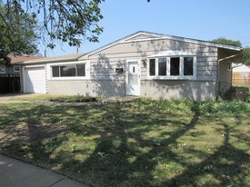 3 Bedroom Single-Family Home for Rent $875