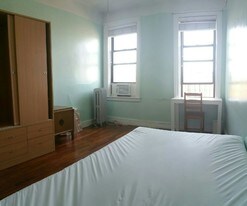 31-28 32nd St Apartments
