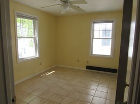69 Courtland St Apartments