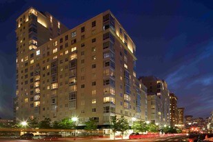 Park Lane Seaport Apartments
