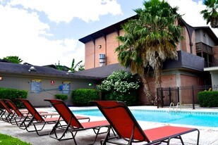 Fairway Apartments