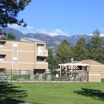 Broadmoor Spring Apartments