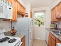 Building Photo - Lehigh Square Apartments in Allentown, Pennsylvania