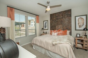 Town Commons Apartments