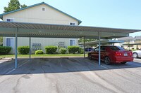 Building Photo - Pine Ridge Apartments in Modesto, California