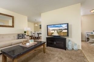Harbor House Apartments