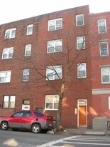 31 Chelsea St Apartments