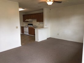 1700 Campbell St Murray KY Apartments